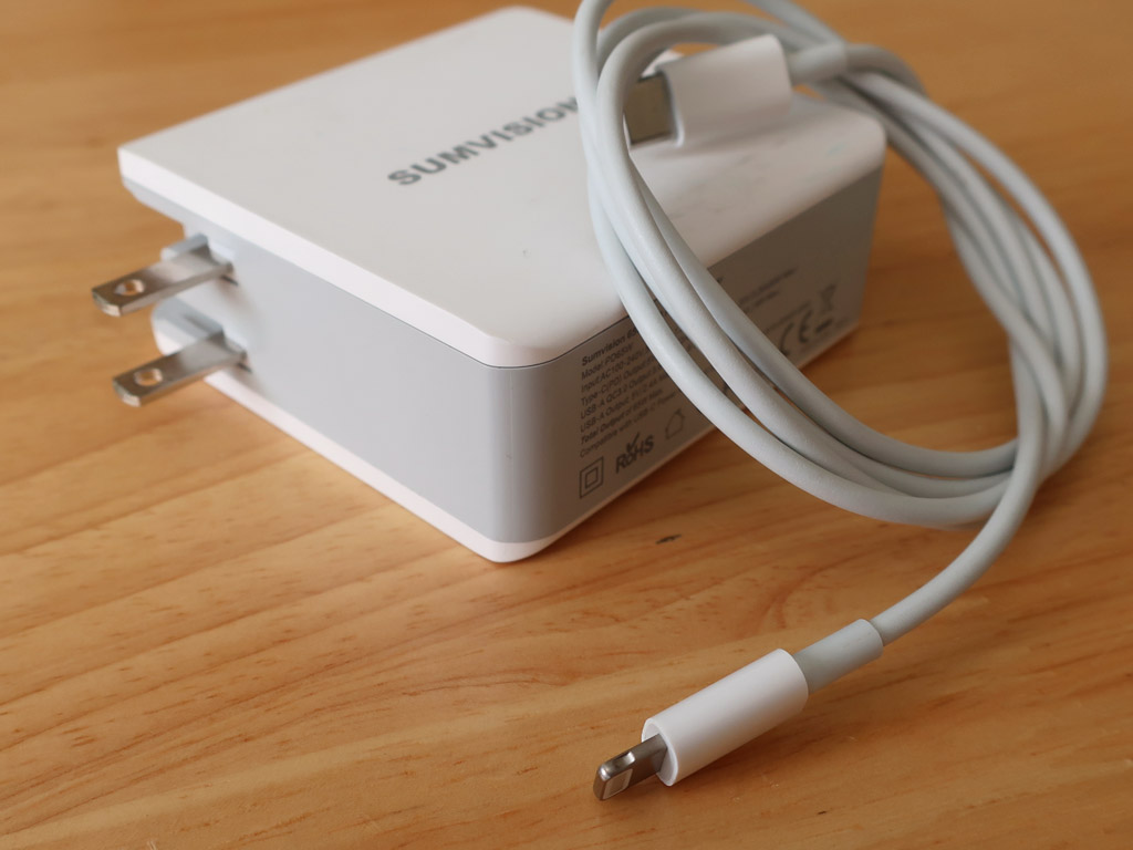 Travel charger with USB charging cable