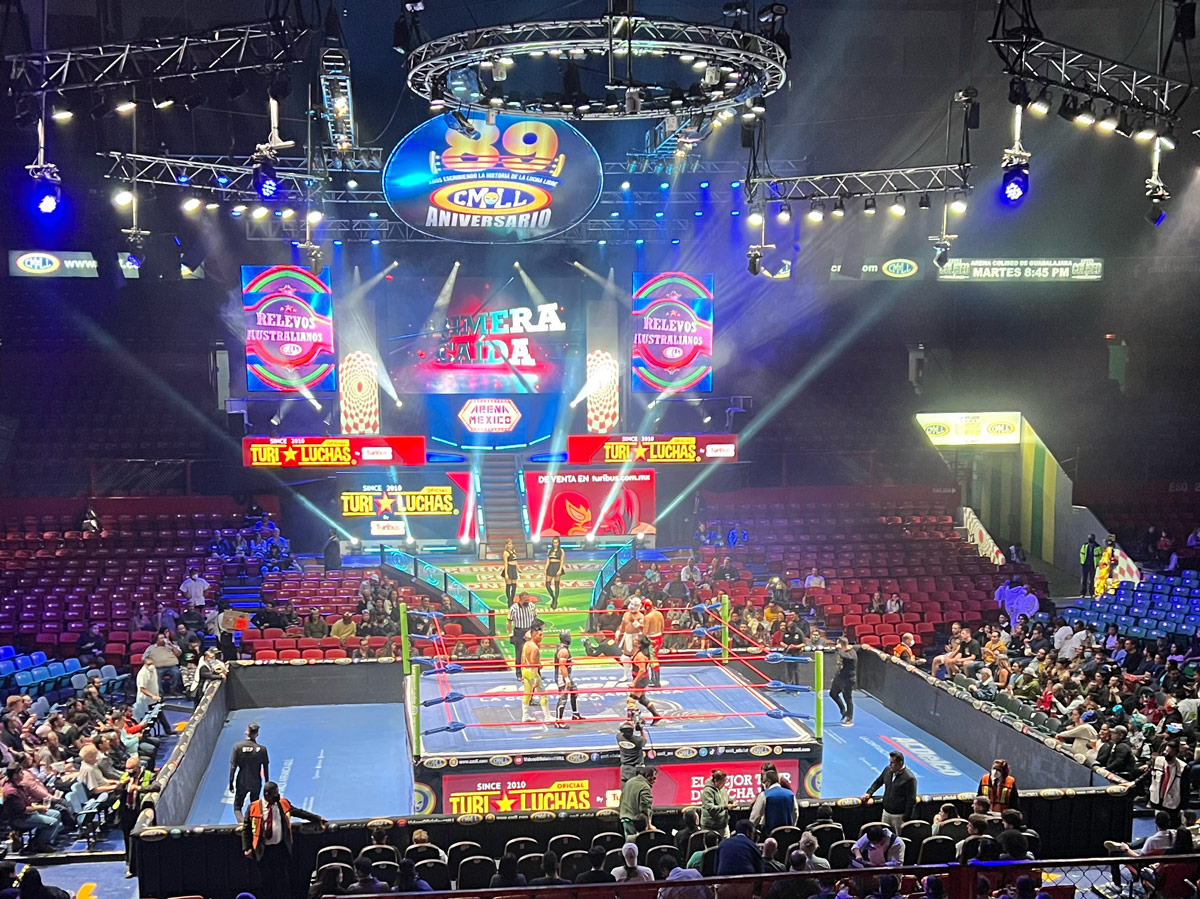 Lucha libre at Arena México, Mexico City